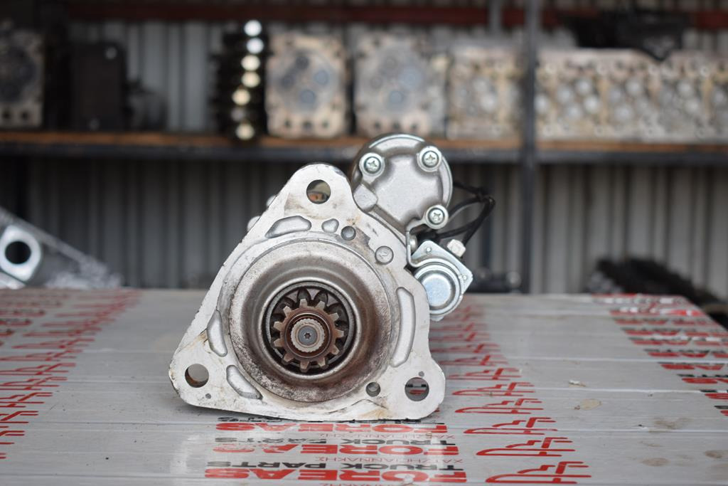 MERCEDES-BENZ ACTROS MP4 - 007 151 18 01 - Starter for Truck: picture 1 MERCEDES-BENZ ACTROS MP4 - 007 151 18 01 - Starter for Truck: picture 1