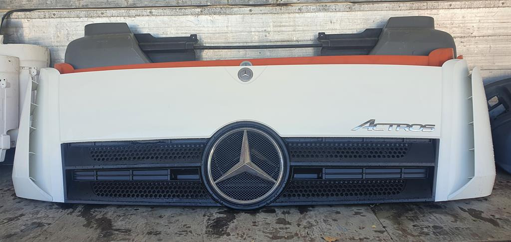 MERCEDES-BENZ ACTROS MP4 - Hood for Truck: picture 1 MERCEDES-BENZ ACTROS MP4 - Hood for Truck: picture 1