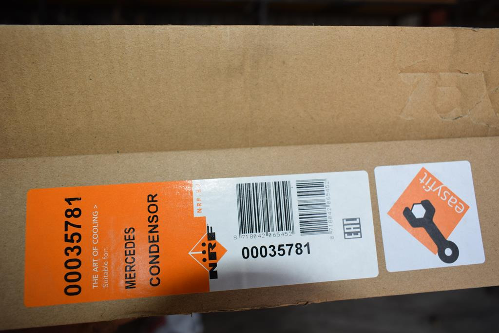 MERCEDES-BENZ ATEGO - Radiator for Truck: picture 2 MERCEDES-BENZ ATEGO - Radiator for Truck: picture 2