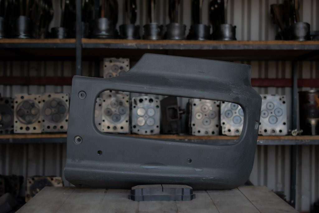 MERCEDES-BENZ ATEGO NARROW LEFT - DRIVER - Bumper corner for Truck: picture 1 MERCEDES-BENZ ATEGO NARROW LEFT - DRIVER - Bumper corner for Truck: picture 1