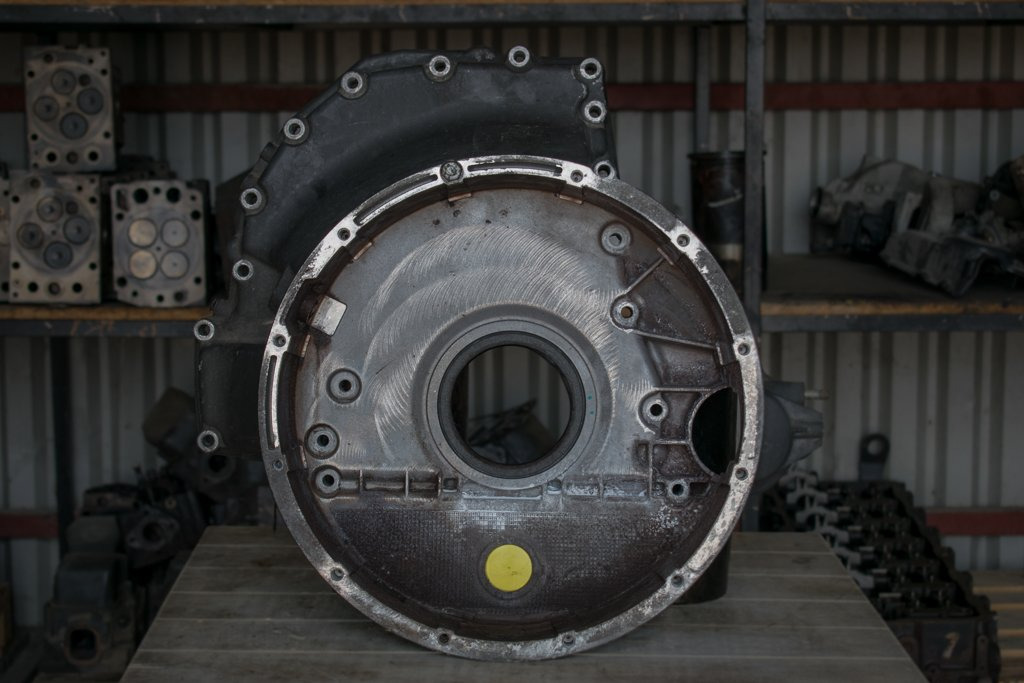 MERCEDES-BENZ ATEGO OM 904 - Flywheel for Truck: picture 1 MERCEDES-BENZ ATEGO OM 904 - Flywheel for Truck: picture 1