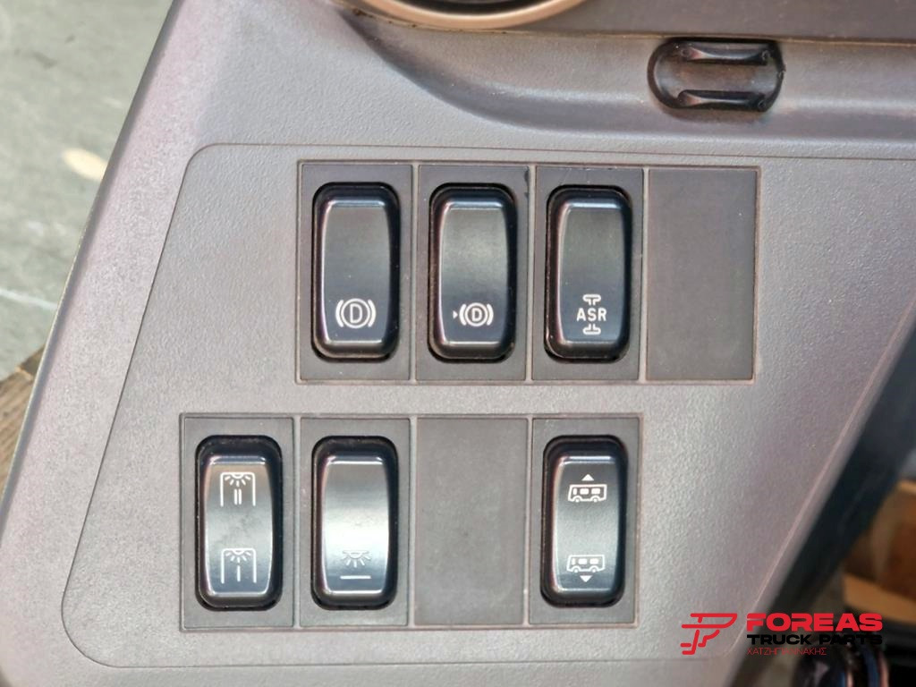 MERCEDES-BENZ CITARO - Dashboard for Bus: picture 4 MERCEDES-BENZ CITARO - Dashboard for Bus: picture 4