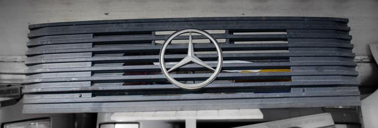 MERCEDES-BENZ SK - Hood for Truck: picture 1 MERCEDES-BENZ SK - Hood for Truck: picture 1