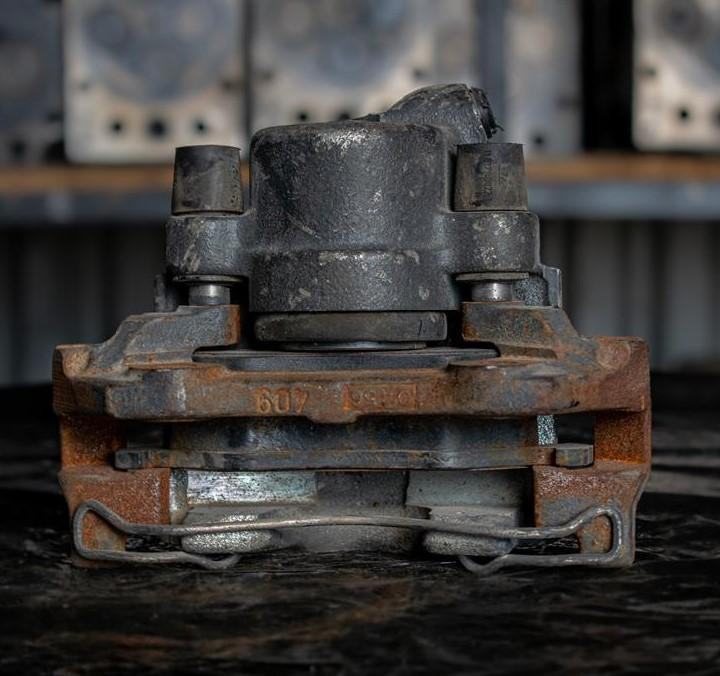 MERCEDES-BENZ SPRINTER ΟΜ601 FOR DIFFERENTIAL - DRIVER'S - Brake caliper for Truck: picture 2 MERCEDES-BENZ SPRINTER ΟΜ601 FOR DIFFERENTIAL - DRIVER'S - Brake caliper for Truck: picture 2