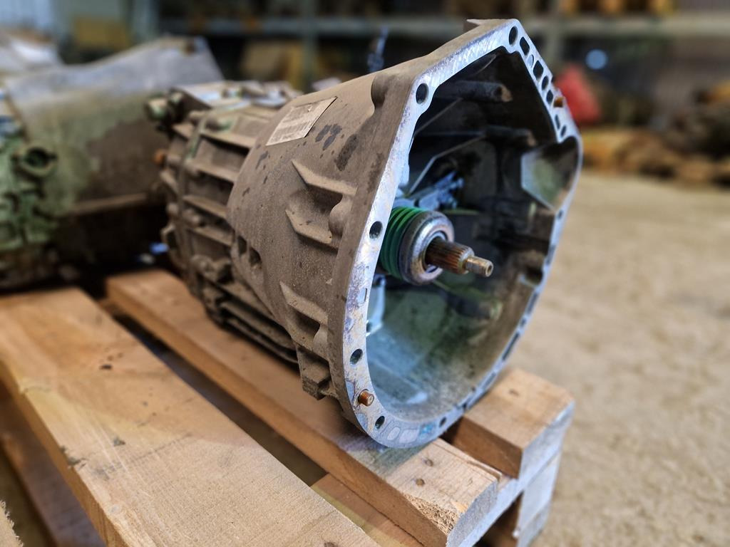 MERCEDES-BENZ SPRINTER 711620 - Gearbox for Truck: picture 3 MERCEDES-BENZ SPRINTER 711620 - Gearbox for Truck: picture 3