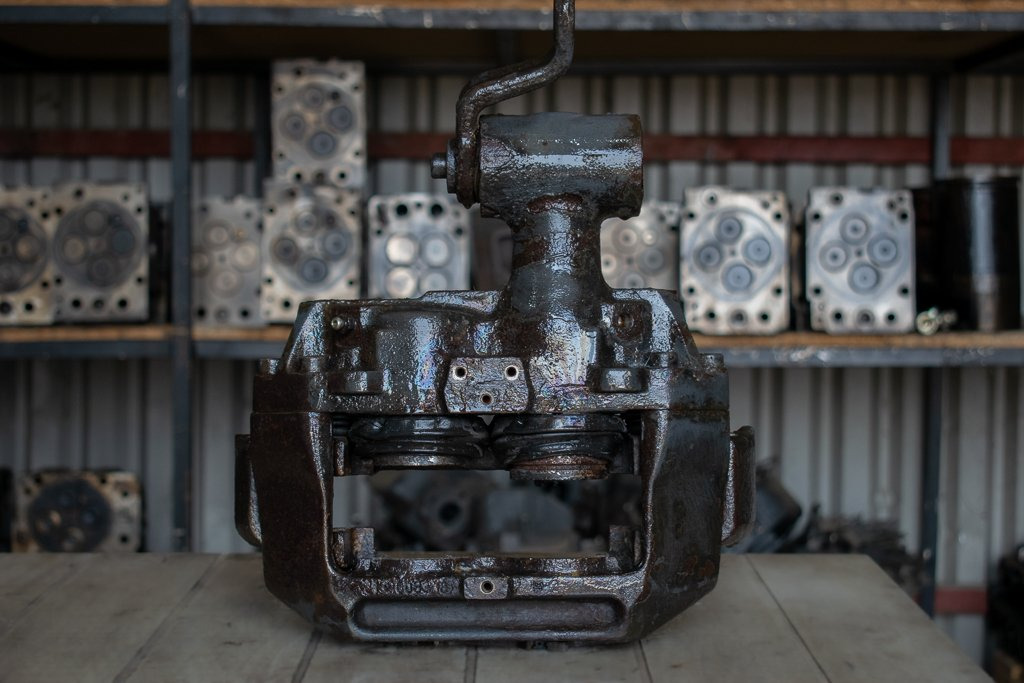 MERCEDES-BENZ VARIO DIFFERENTIAL - DRIVER - Brake caliper for Truck: picture 1 MERCEDES-BENZ VARIO DIFFERENTIAL - DRIVER - Brake caliper for Truck: picture 1