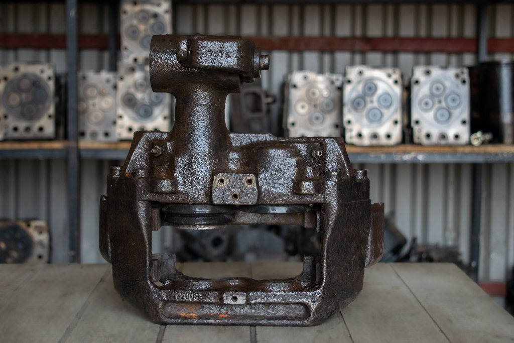 MERCEDES-BENZ VARIO FOR DIFFERENTIAL - RIGHT - Brake caliper for Truck: picture 1 MERCEDES-BENZ VARIO FOR DIFFERENTIAL - RIGHT - Brake caliper for Truck: picture 1