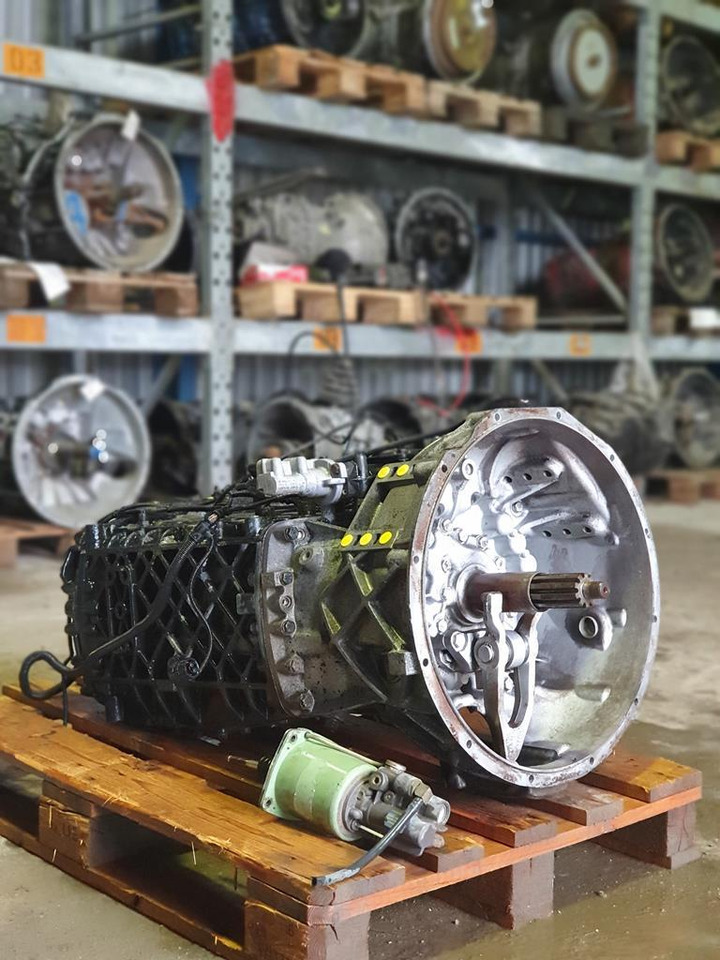 ZF 16 S 181 FOR MAN TGA - HYDRAULIC LEVER 1-1 WITHOUT INTARDER - Gearbox for Truck: picture 1 ZF 16 S 181 FOR MAN TGA - HYDRAULIC LEVER 1-1 WITHOUT INTARDER - Gearbox for Truck: picture 1