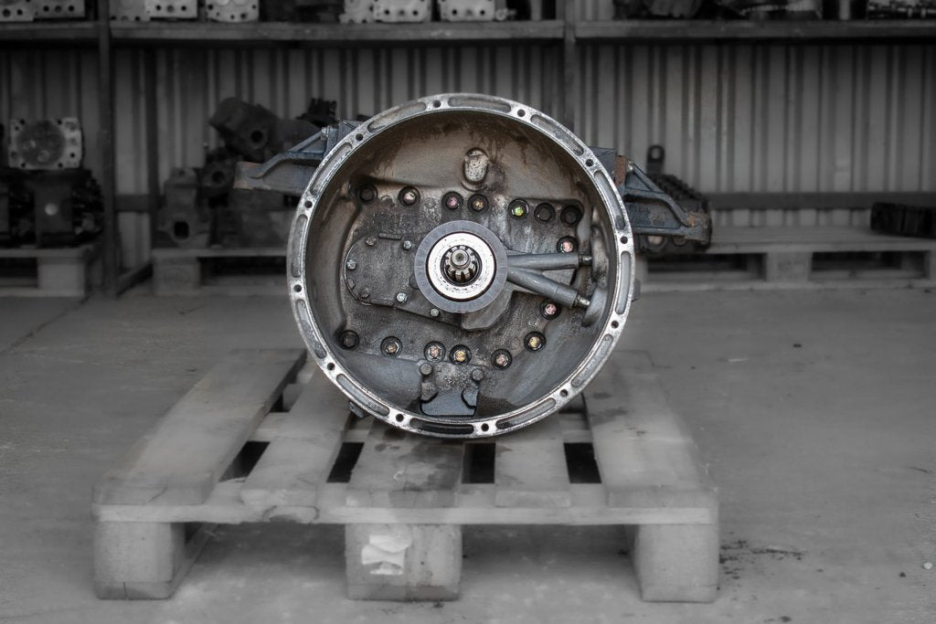 ZF ECOLITE 6 S 850 FOR MAN WITH MECHANICAL LEVER - Gearbox for Truck: picture 2 ZF ECOLITE 6 S 850 FOR MAN WITH MECHANICAL LEVER - Gearbox for Truck: picture 2