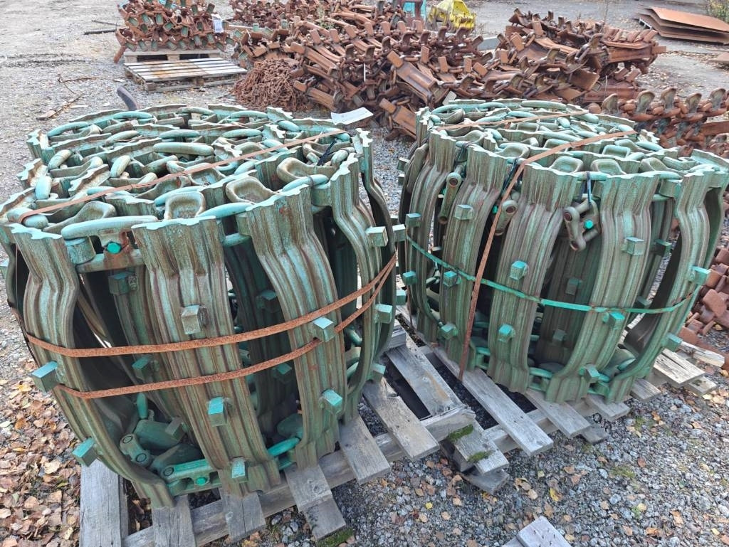 Clark TXSG Wheel tracks 710-34" - Track for Forestry equipment: picture 5 Clark TXSG Wheel tracks 710-34" - Track for Forestry equipment: picture 5