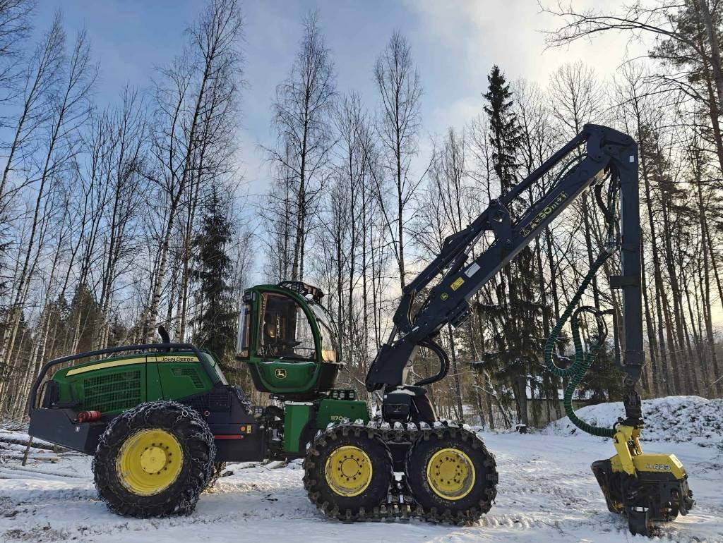 John Deere 1170 G - Forestry harvester: picture 2 John Deere 1170 G - Forestry harvester: picture 2