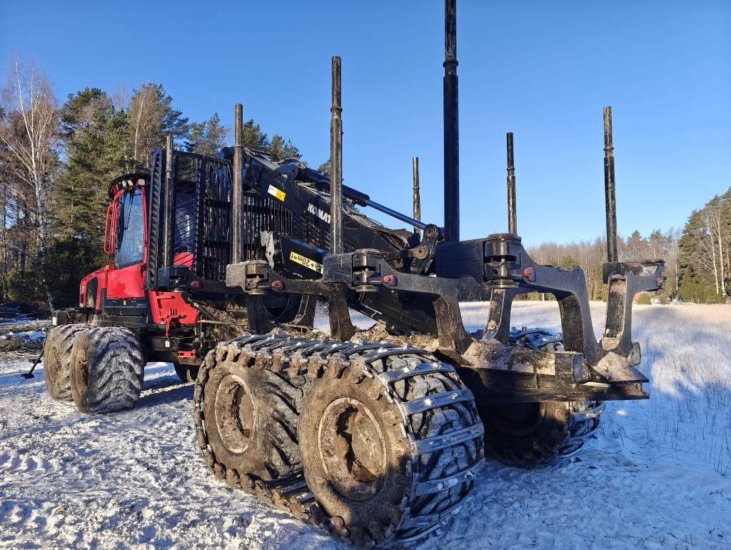 Komatsu 875 - Forwarder: picture 3 Komatsu 875 - Forwarder: picture 3