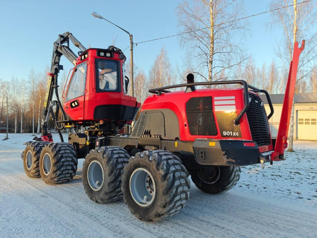 Komatsu 901 XC - Forestry harvester: picture 3 Komatsu 901 XC - Forestry harvester: picture 3