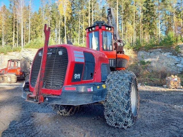 Komatsu 911 - Forestry harvester: picture 4 Komatsu 911 - Forestry harvester: picture 4