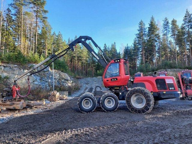 Komatsu 911 - Forestry harvester: picture 2 Komatsu 911 - Forestry harvester: picture 2