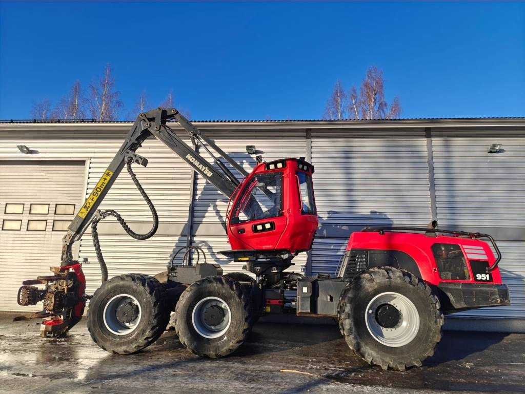 Komatsu 951 - Forestry harvester: picture 2 Komatsu 951 - Forestry harvester: picture 2
