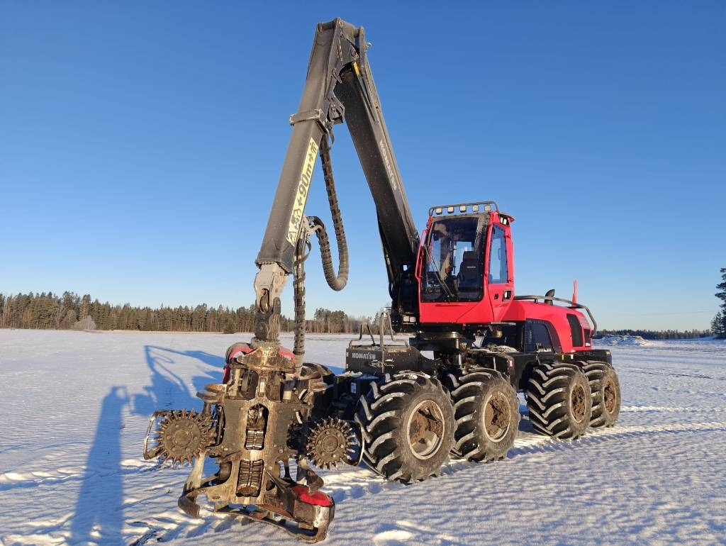 Komatsu 951 XC - Forestry harvester: picture 1 Komatsu 951 XC - Forestry harvester: picture 1