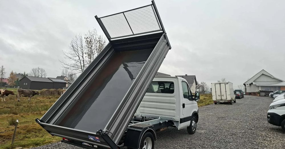 Tipper van Iveco 35C13, 35C12, 35C14, 35C15: picture 6 Tipper van Iveco 35C13, 35C12, 35C14, 35C15: picture 6