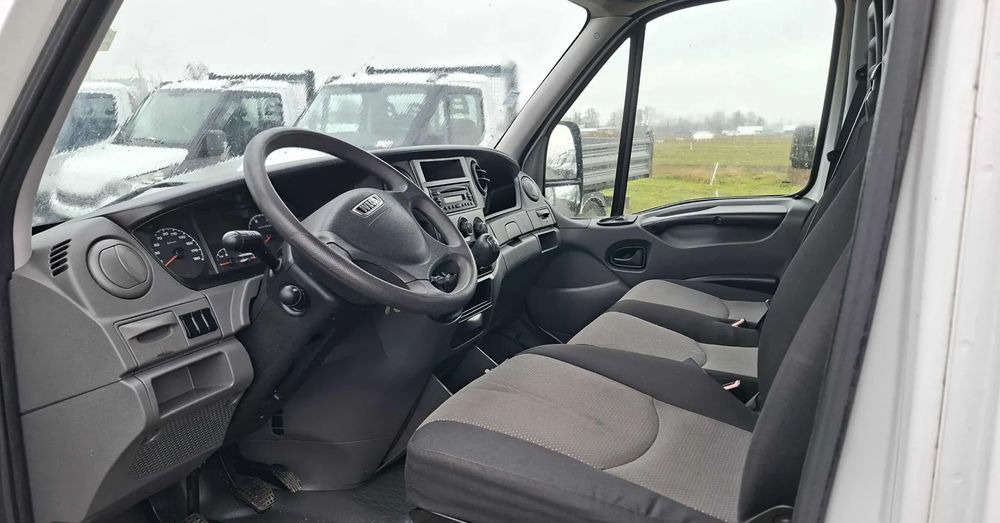 Tipper van Iveco 35C13, 35C12, 35C14, 35C15: picture 10 Tipper van Iveco 35C13, 35C12, 35C14, 35C15: picture 10