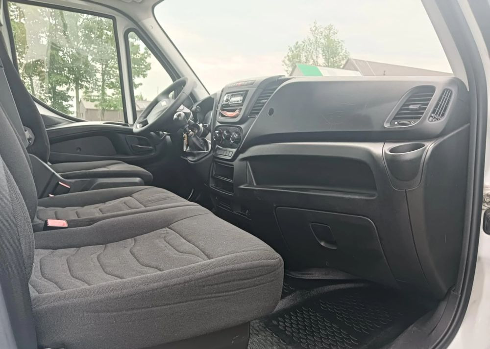 Iveco 35C13, 35C12, 35C14, 35C15 - Tipper van: picture 4 Iveco 35C13, 35C12, 35C14, 35C15 - Tipper van: picture 4