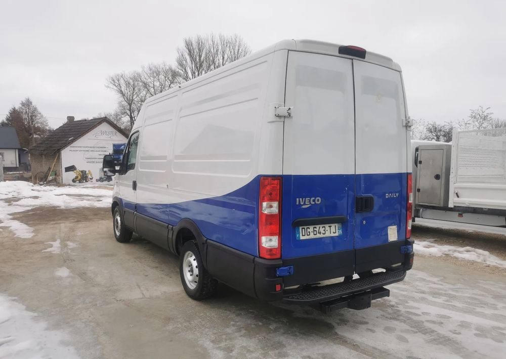 Iveco 2.3HPi turbo Daily 35S11 długi wysoki 35S13 tempomat Hak 6-biegów - Panel van: picture 3 Iveco 2.3HPi turbo Daily 35S11 długi wysoki 35S13 tempomat Hak 6-biegów - Panel van: picture 3