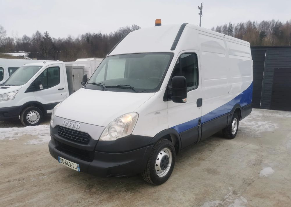Iveco 2.3HPi turbo Daily 35S11 długi wysoki 35S13 tempomat Hak 6-biegów - Panel van: picture 1 Iveco 2.3HPi turbo Daily 35S11 długi wysoki 35S13 tempomat Hak 6-biegów - Panel van: picture 1