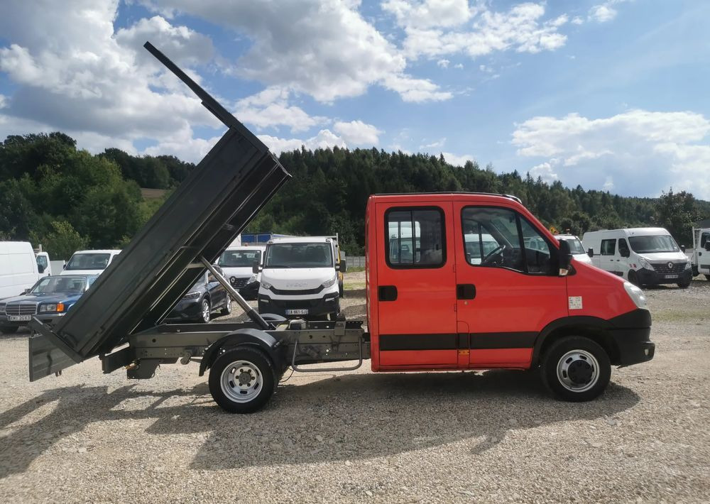 Iveco Daily 35C13 Brygadówka wywrotka Klimatyzacja Dubel hak kiper doka 35C13 - Tipper van: picture 2 Iveco Daily 35C13 Brygadówka wywrotka Klimatyzacja Dubel hak kiper doka 35C13 - Tipper van: picture 2