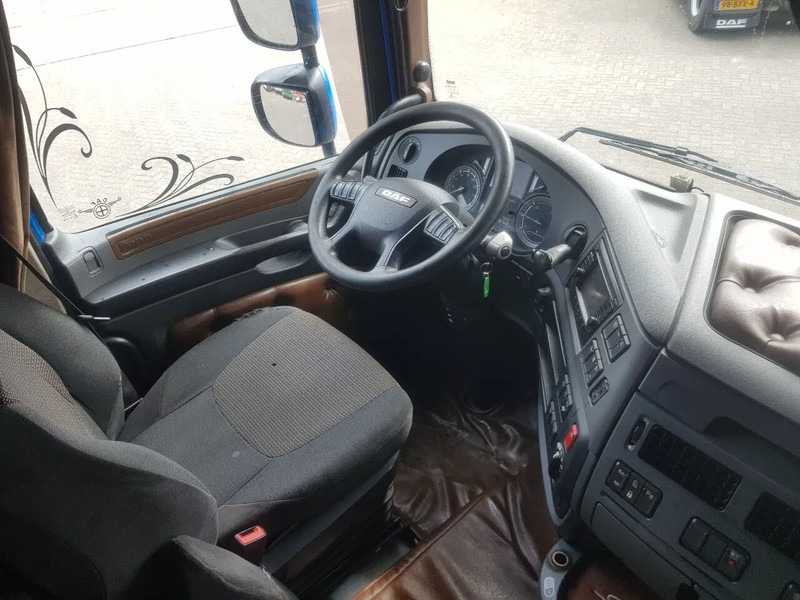 Tractor unit DAF XF 460 FTG 6x2 SSC Apk TÜV Special interior: picture 9