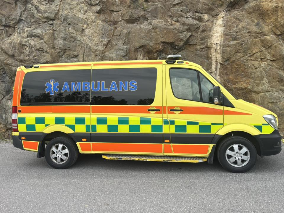 Leasing of MERCEDES-BENZ Sprinter 319 - AMBULANCE - RESERVERAD !! MERCEDES-BENZ Sprinter 319 - AMBULANCE - RESERVERAD !!: picture 6