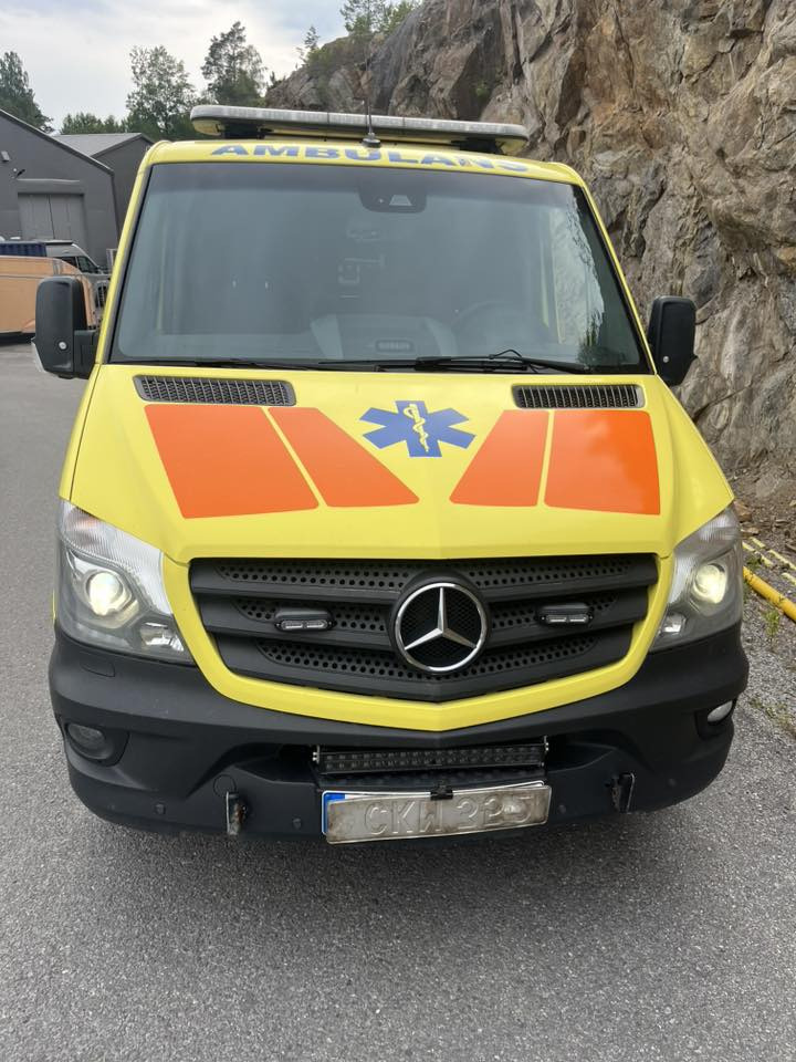 Leasing of MERCEDES-BENZ Sprinter 319 - AMBULANCE - RESERVERAD !! MERCEDES-BENZ Sprinter 319 - AMBULANCE - RESERVERAD !!: picture 9
