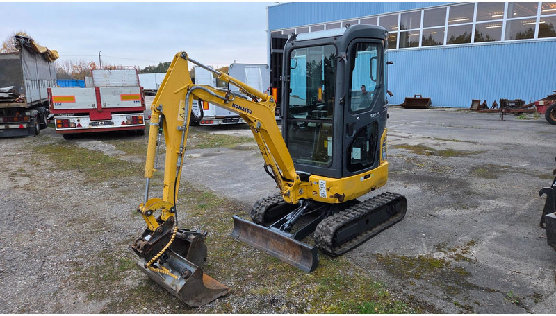 Komatsu PC14R - Mini excavator: picture 1 Komatsu PC14R - Mini excavator: picture 1
