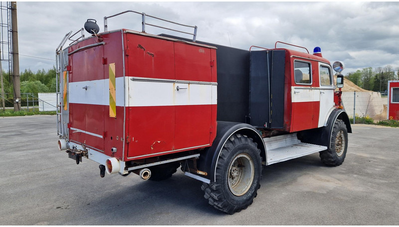 Mercedes-Benz 1113 4X4 new tank - Fire truck: picture 3 Mercedes-Benz 1113 4X4 new tank - Fire truck: picture 3