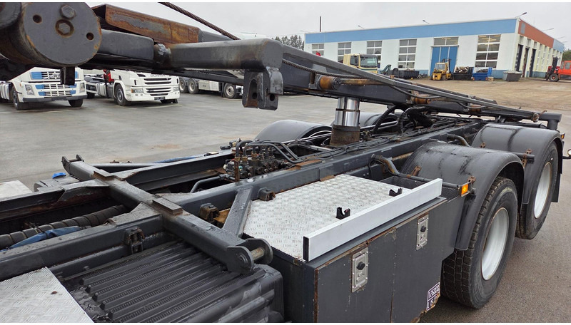 Volvo FM420 6X2 manual full steel - Cable system truck: picture 5 Volvo FM420 6X2 manual full steel - Cable system truck: picture 5