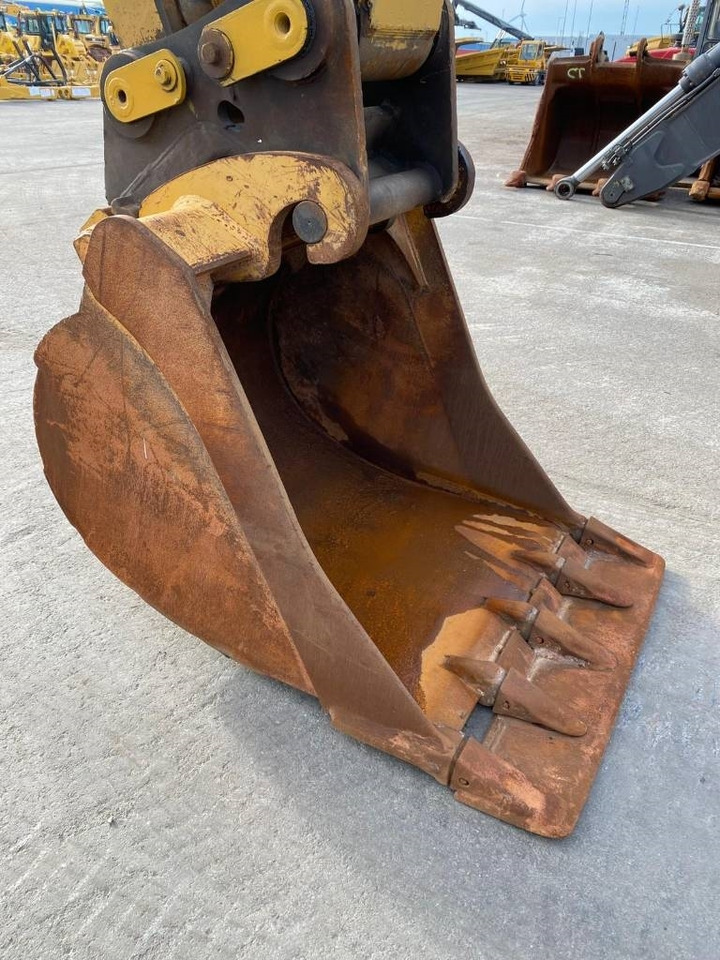 Crawler excavator CAT 336F L XE (New Undercarriage): picture 18