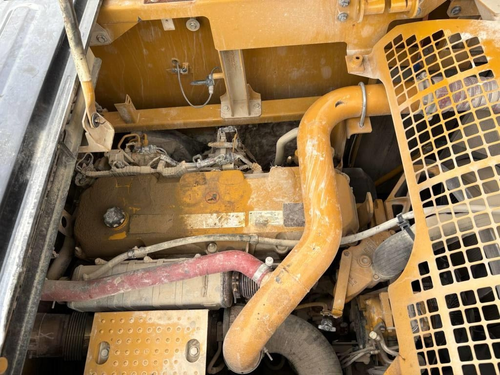 CAT 352 F L (Coming Soon) - Crawler excavator: picture 3 CAT 352 F L (Coming Soon) - Crawler excavator: picture 3