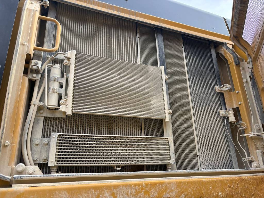 CAT 352 F L (Coming Soon) - Crawler excavator: picture 4 CAT 352 F L (Coming Soon) - Crawler excavator: picture 4