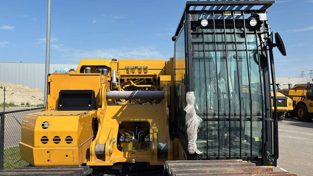 CAT 374 - Crawler excavator: picture 4 CAT 374 - Crawler excavator: picture 4