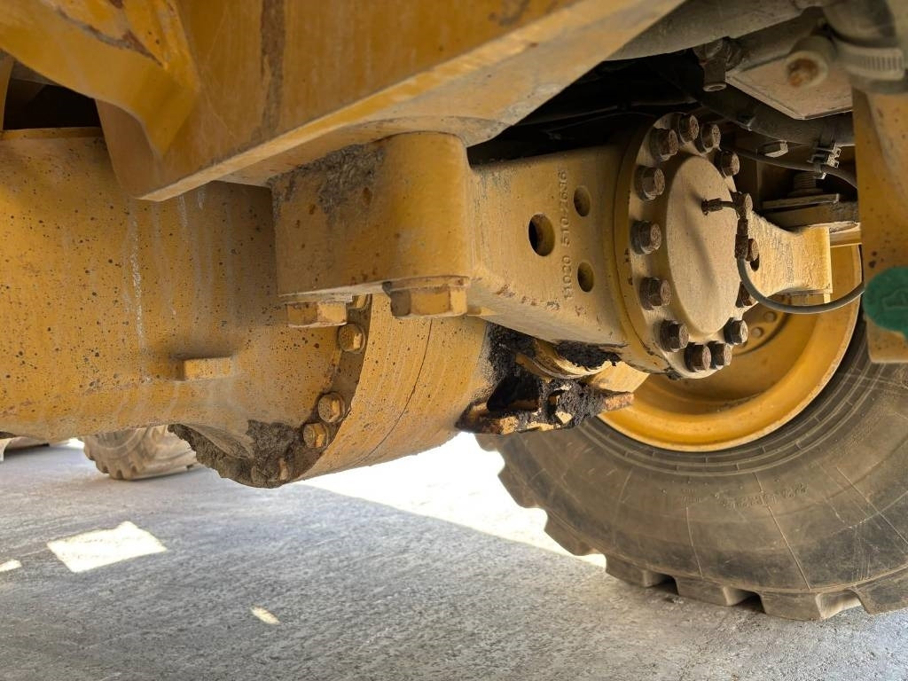 Wheel loader CAT 950 GC: picture 22