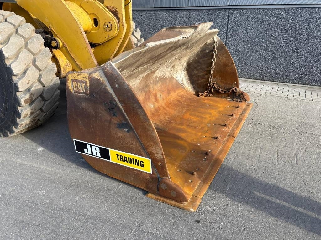 Wheel loader CAT 950 GC: picture 13