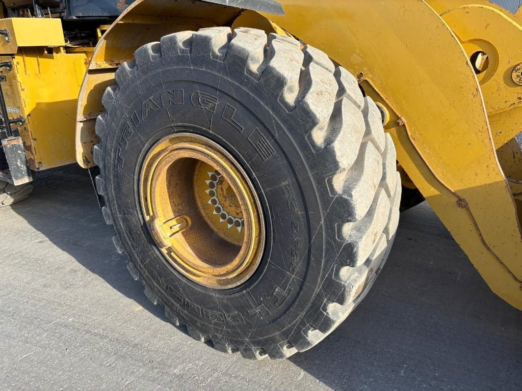 Wheel loader CAT 950 GC: picture 29