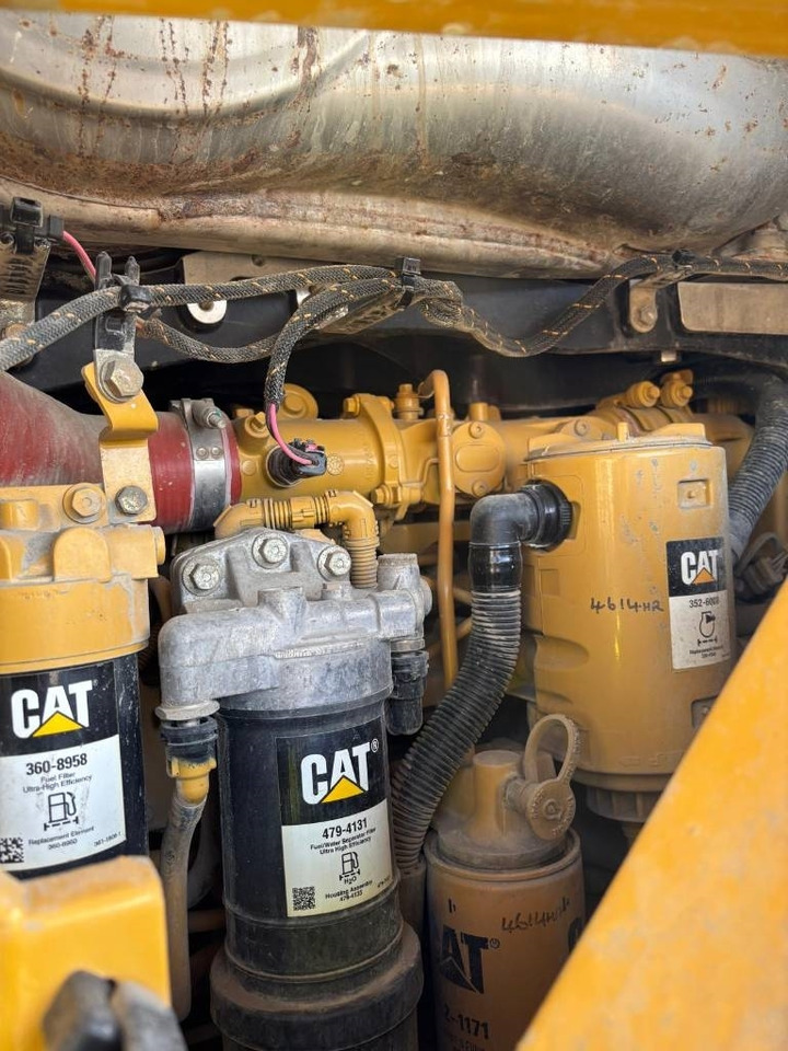 Wheel loader CAT 950 GC: picture 16