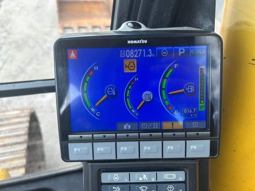 Crawler excavator Komatsu PC 290 LC-10: picture 11