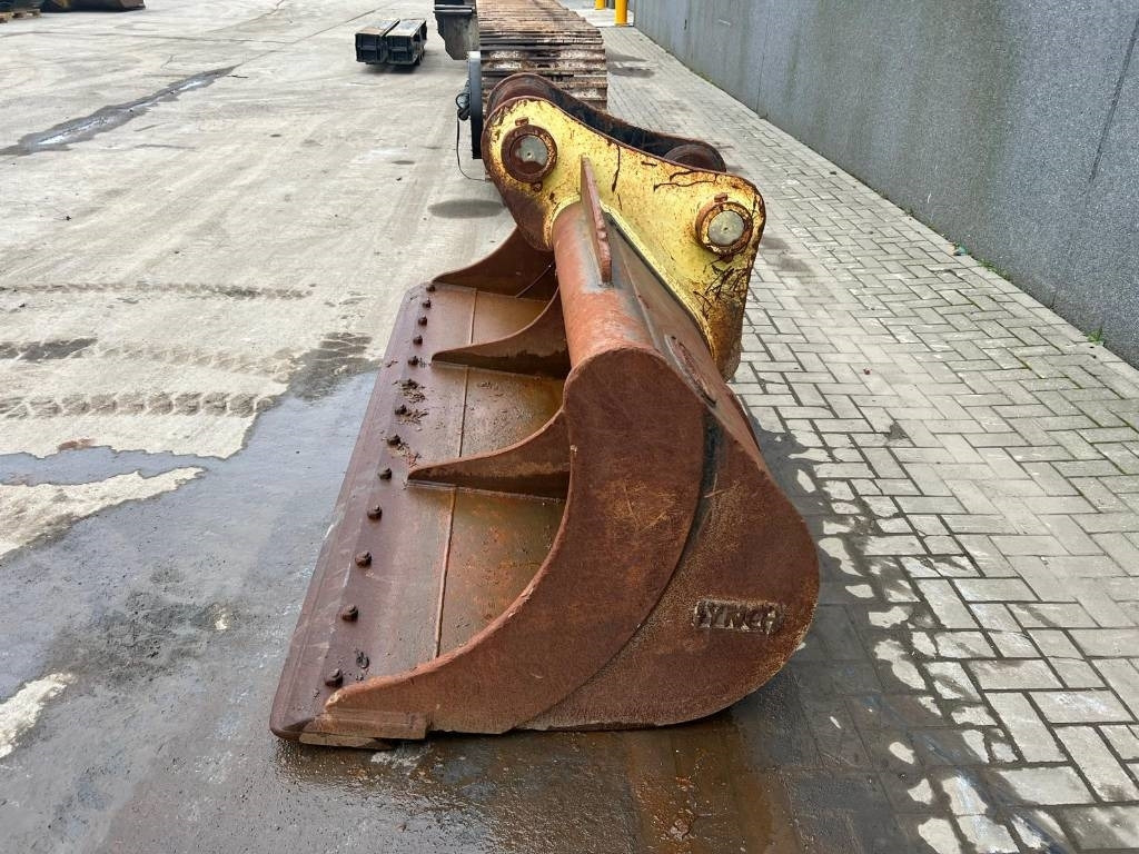 Volvo EC 480 E L coupler + bucket  - Bucket for Construction machinery: picture 2 Volvo EC 480 E L coupler + bucket  - Bucket for Construction machinery: picture 2