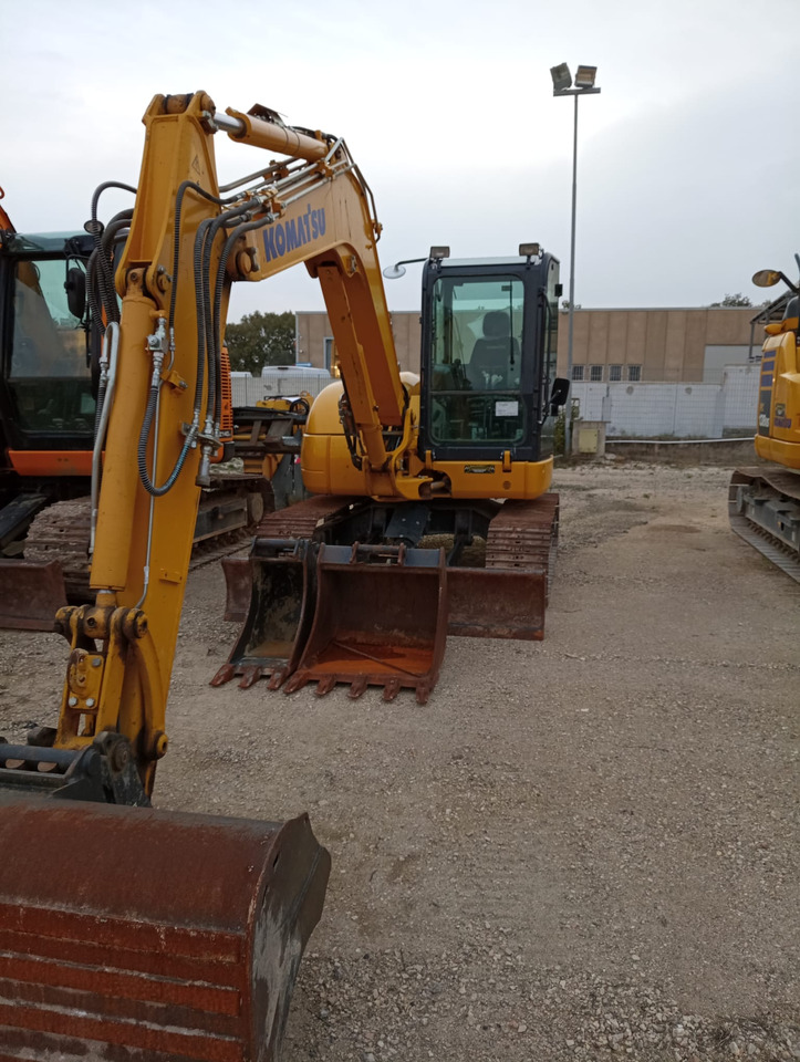 KOMATSU PC80MR-5 - Crawler excavator: picture 1 KOMATSU PC80MR-5 - Crawler excavator: picture 1
