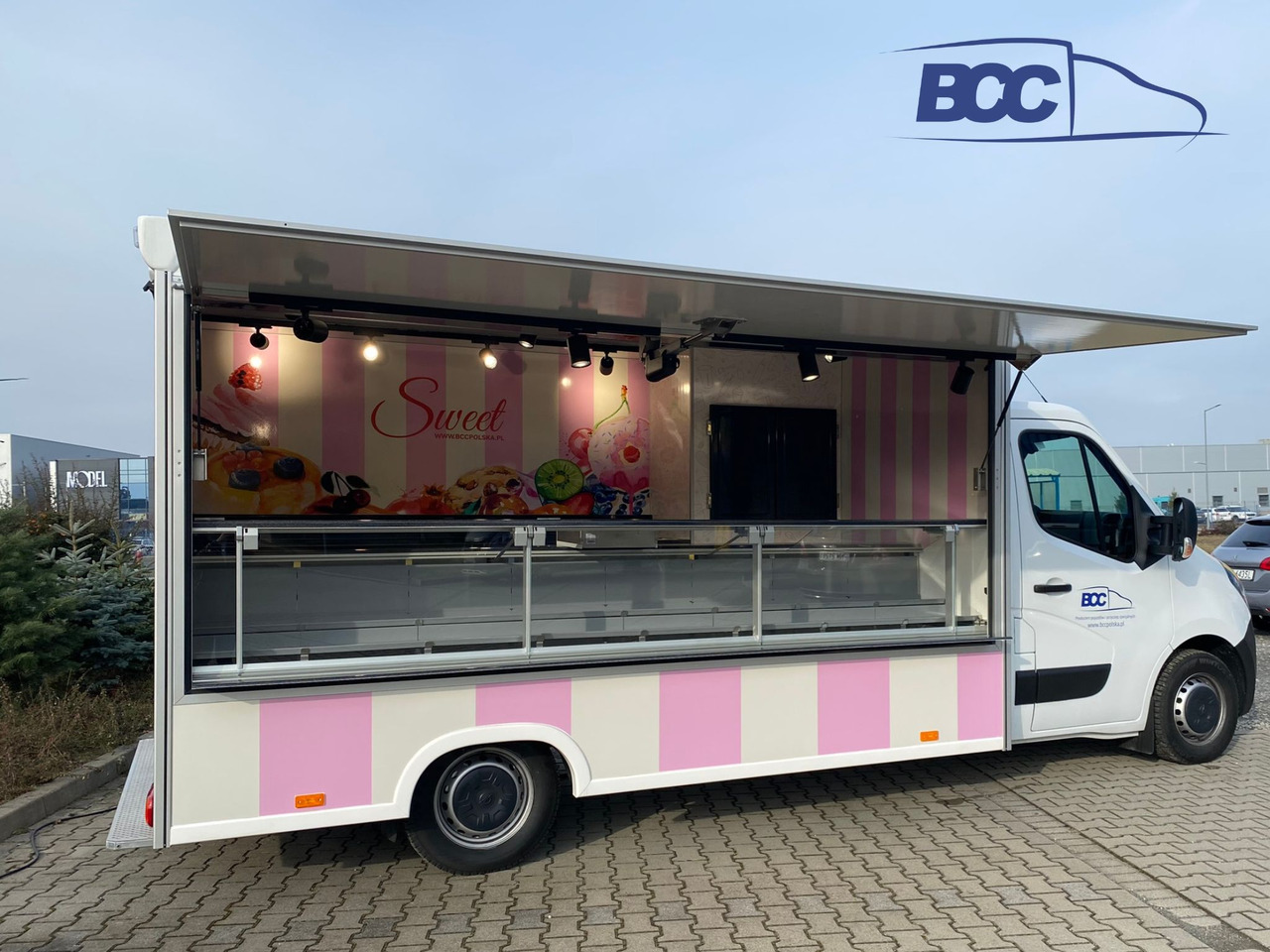 BCC POLSKA - FOOD TRUCK - MOBILNA LODZIARNIA, PEUGEOT BOXER - Vending truck: picture 3 BCC POLSKA - FOOD TRUCK - MOBILNA LODZIARNIA, PEUGEOT BOXER - Vending truck: picture 3