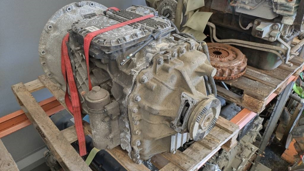 Volvo AT2612F dual pumpulla,320tkm - Gearbox for Truck: picture 1 Volvo AT2612F dual pumpulla,320tkm - Gearbox for Truck: picture 1
