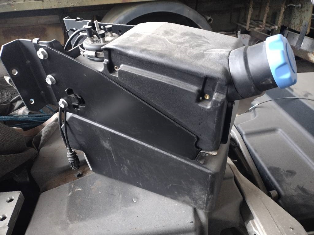 Volvo Adblue säiliö FL - Frame/ Chassis for Truck: picture 1 Volvo Adblue säiliö FL - Frame/ Chassis for Truck: picture 1