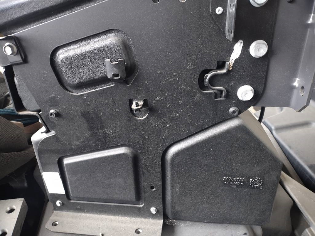 Volvo Adblue säiliö FL - Frame/ Chassis for Truck: picture 3 Volvo Adblue säiliö FL - Frame/ Chassis for Truck: picture 3