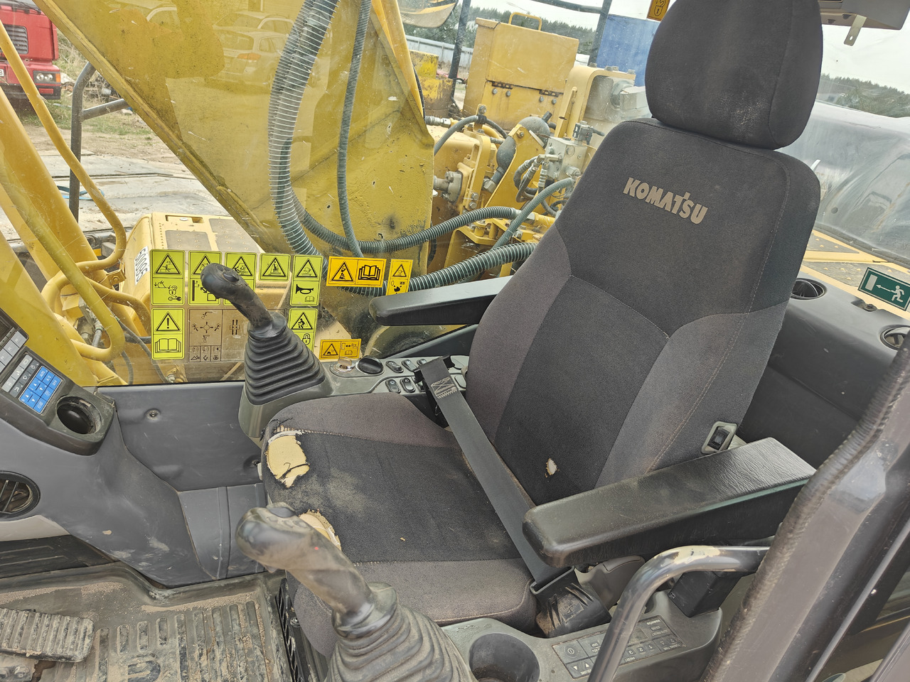 KOMATSU HB 215LC-2 - Crawler excavator: picture 5 KOMATSU HB 215LC-2 - Crawler excavator: picture 5