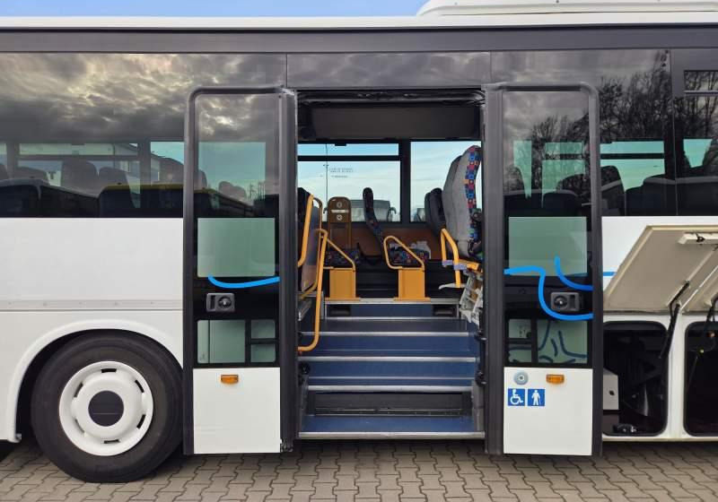 Irisbus RECREO/ SPROWADZONY/ KLIMA / 251 000 KM - Suburban bus: picture 5 Irisbus RECREO/ SPROWADZONY/ KLIMA / 251 000 KM - Suburban bus: picture 5